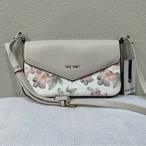 NWT Nine West Bowie Floral Crossbody Bag - White and Pink Flap Purse Handbag NEW